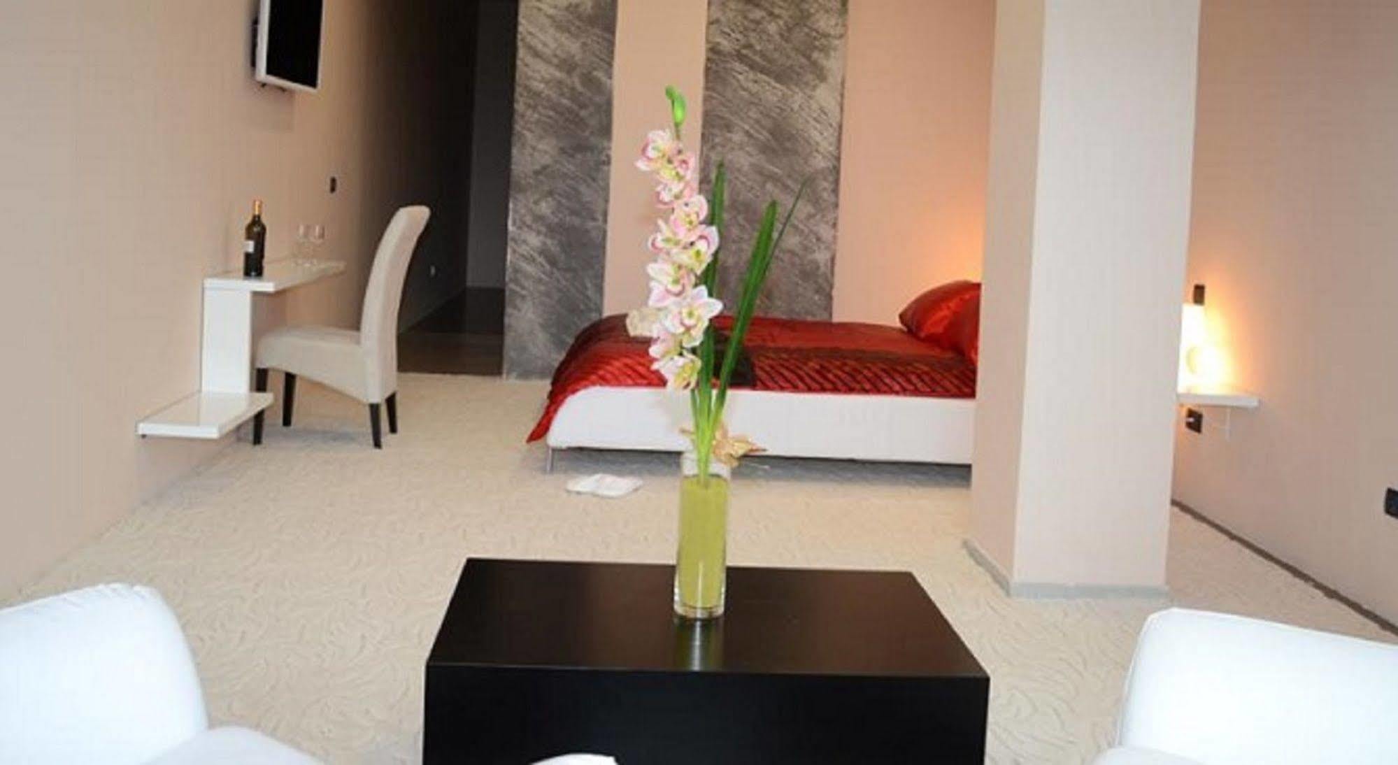 Hotel Metropolitan By Belgrade Arena Ngoại thất bức ảnh